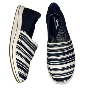NEW Cloudsteppers by Clarks Breeze Step Loafer Navy White Canvas shoes 8.5 Wide